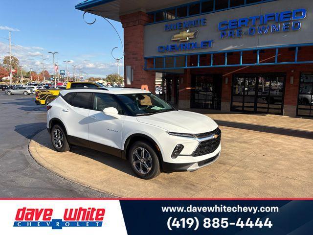 used 2025 Chevrolet Blazer car, priced at $35,995