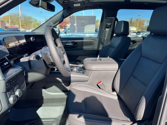 new 2025 Chevrolet Suburban car, priced at $76,775