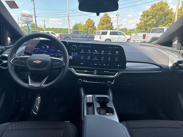 used 2025 Chevrolet Equinox EV car, priced at $30,995