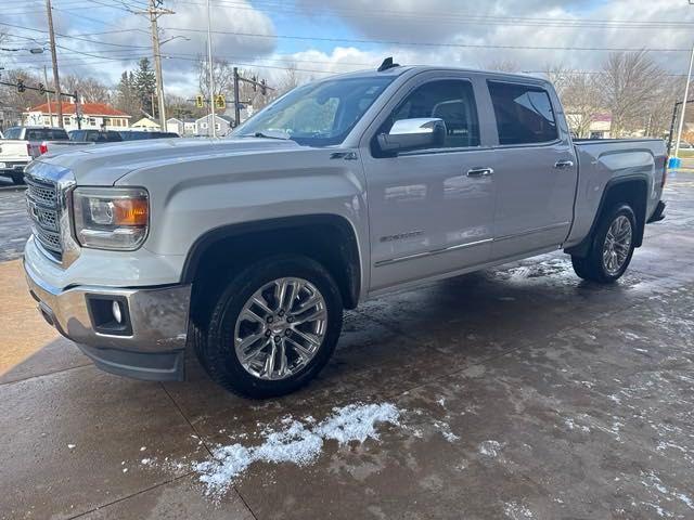 used 2015 GMC Sierra 1500 car, priced at $20,995