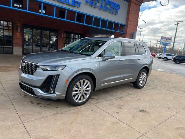 used 2024 Cadillac XT6 car, priced at $53,278