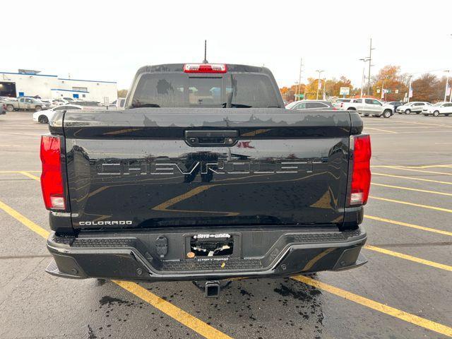 new 2025 Chevrolet Colorado car, priced at $43,700