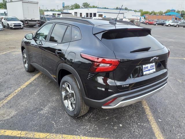 new 2025 Chevrolet Trax car