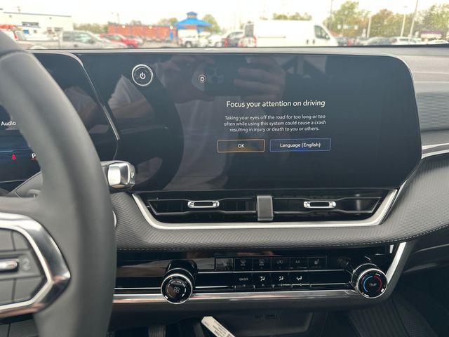 new 2025 Chevrolet Equinox car