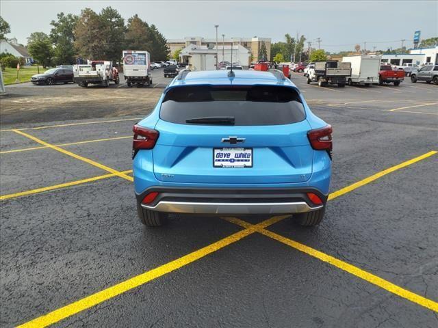 new 2025 Chevrolet Trax car, priced at $25,725