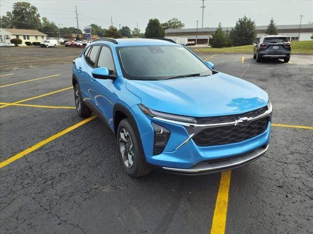 new 2025 Chevrolet Trax car, priced at $25,725