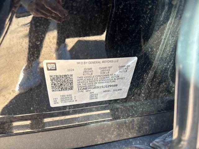 used 2025 Chevrolet Traverse car, priced at $39,995