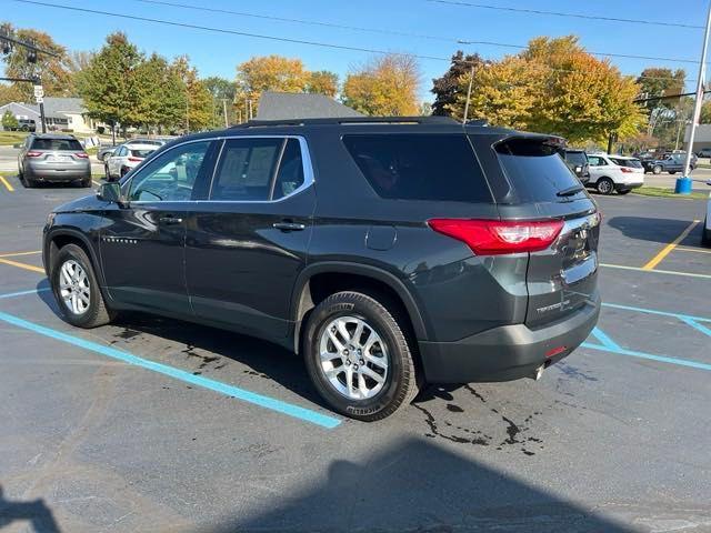 used 2021 Chevrolet Traverse car, priced at $23,352