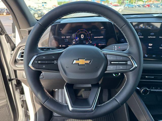new 2025 Chevrolet Traverse car, priced at $46,365