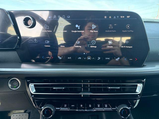new 2025 Chevrolet Traverse car, priced at $46,365