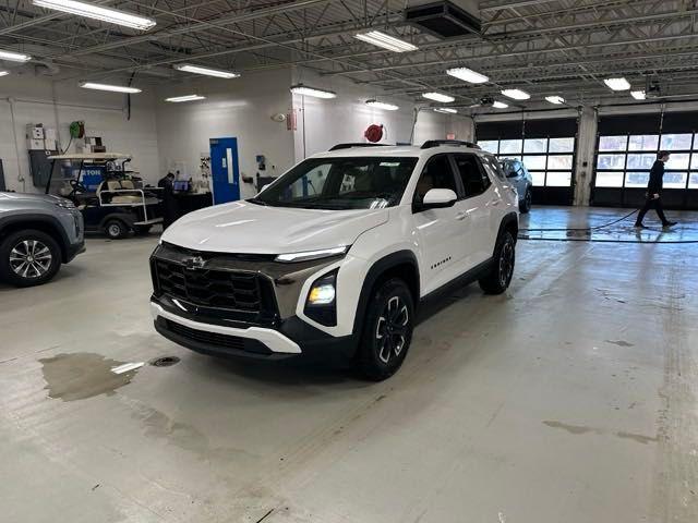 new 2025 Chevrolet Equinox car, priced at $38,290