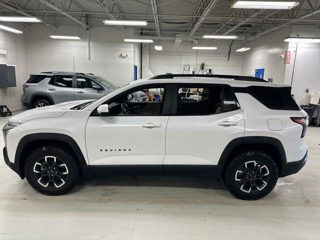 new 2025 Chevrolet Equinox car, priced at $38,290