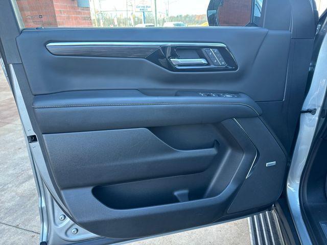 used 2025 Chevrolet Suburban car, priced at $77,995