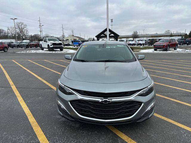 new 2025 Chevrolet Malibu car, priced at $27,636