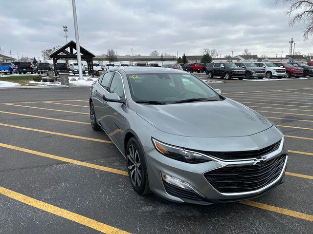 new 2025 Chevrolet Malibu car, priced at $27,636