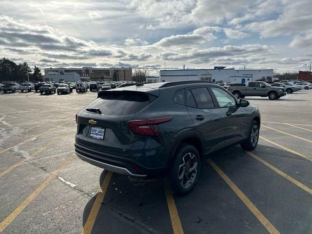 new 2025 Chevrolet Trax car, priced at $25,510