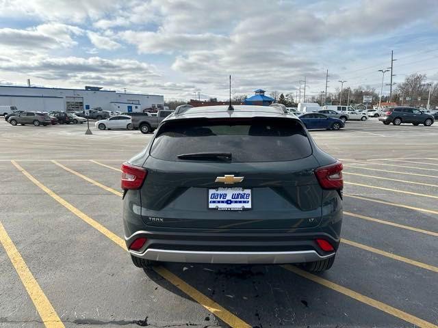 new 2025 Chevrolet Trax car, priced at $25,510