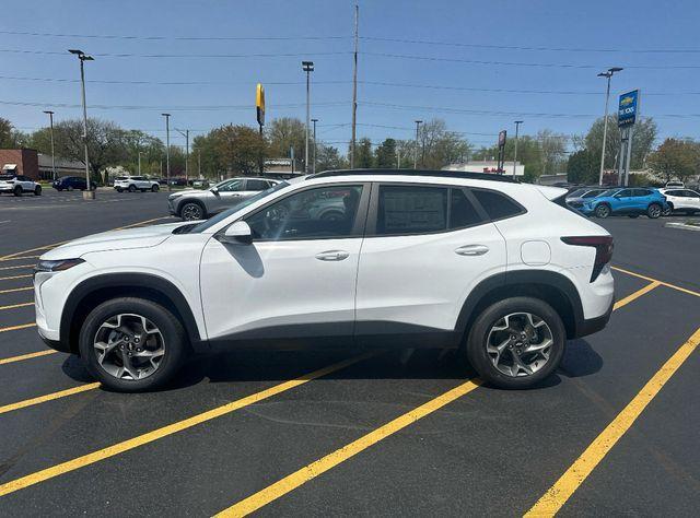 new 2025 Chevrolet Trax car, priced at $25,185
