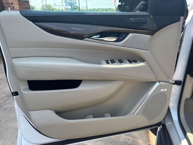 used 2019 Cadillac Escalade car, priced at $32,495