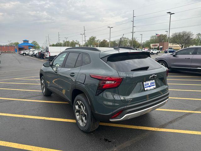 new 2025 Chevrolet Trax car, priced at $25,135