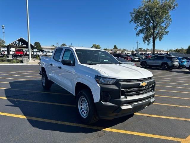 new 2024 Chevrolet Colorado car, priced at $33,850