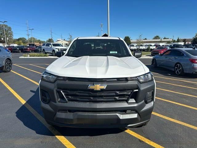 new 2024 Chevrolet Colorado car, priced at $33,850