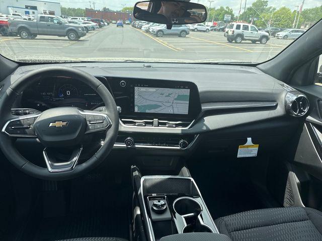 new 2026 Chevrolet Equinox car, priced at $30,340