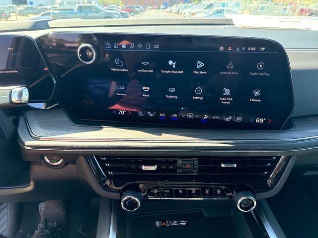 new 2025 Chevrolet Suburban car, priced at $82,695