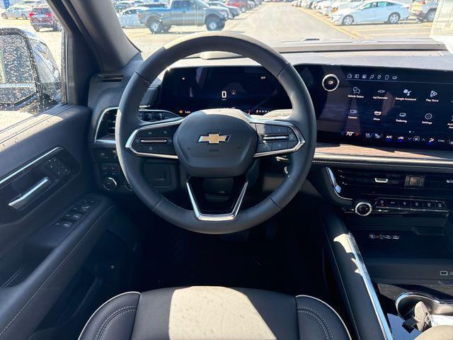 new 2025 Chevrolet Suburban car, priced at $82,695