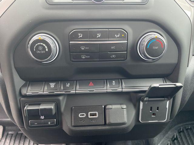 new 2025 Chevrolet Silverado 3500 car, priced at $82,880