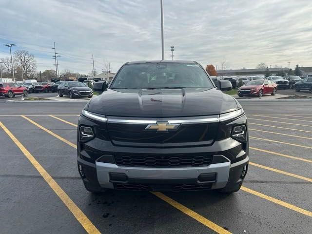 new 2025 Chevrolet Silverado EV car, priced at $75,195