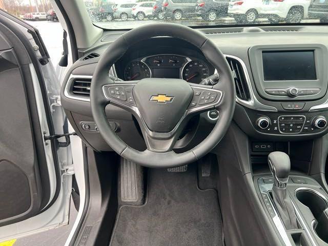 used 2024 Chevrolet Equinox car, priced at $25,174