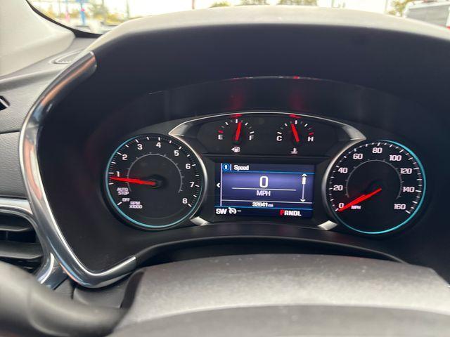 used 2023 Chevrolet Equinox car, priced at $21,395