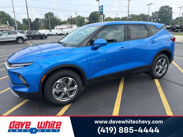 new 2025 Chevrolet Blazer car, priced at $37,969