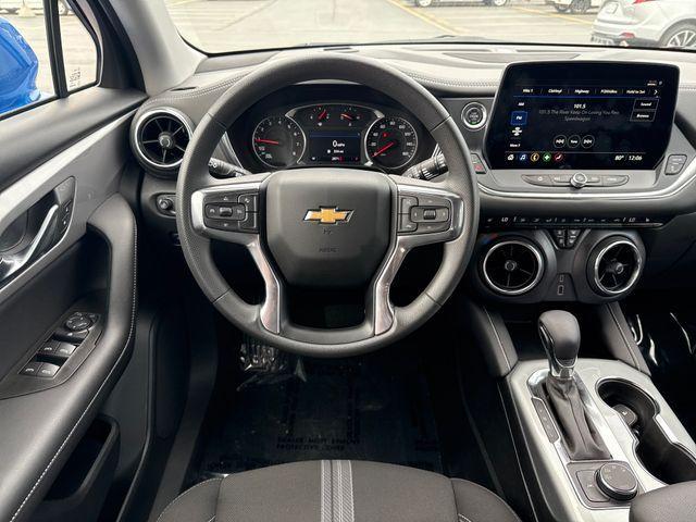 new 2025 Chevrolet Blazer car, priced at $37,969