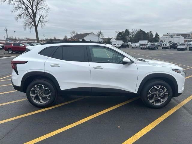 new 2025 Chevrolet Trax car, priced at $24,535