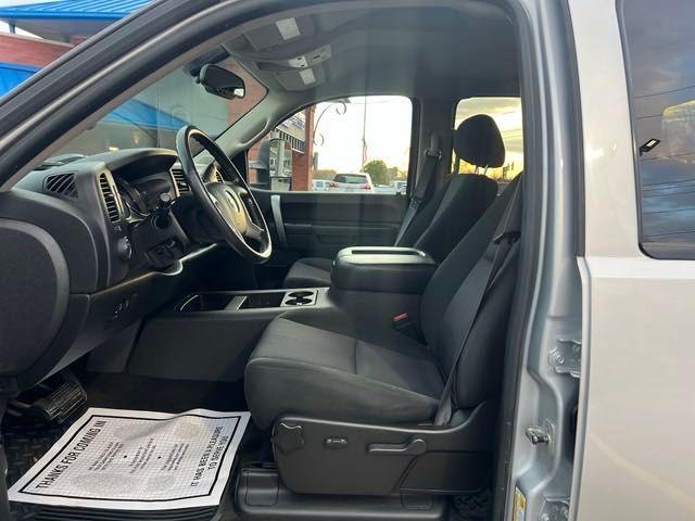 used 2011 Chevrolet Silverado 3500 car, priced at $31,268