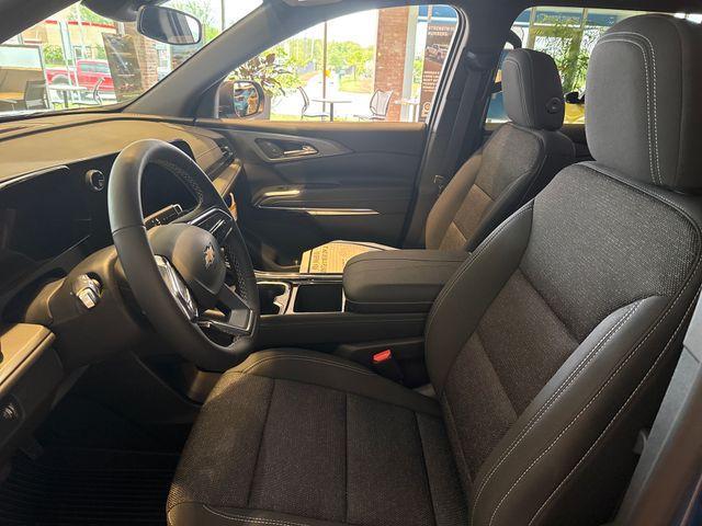 new 2025 Chevrolet Traverse car, priced at $42,445
