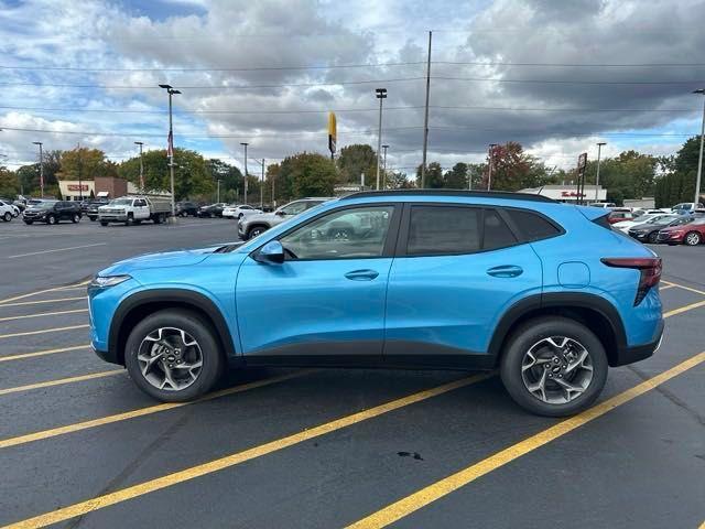 new 2025 Chevrolet Trax car, priced at $25,900