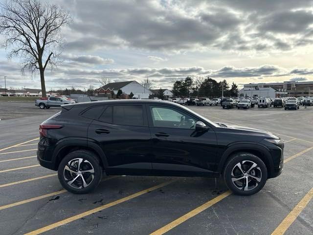 new 2025 Chevrolet Trax car, priced at $24,215