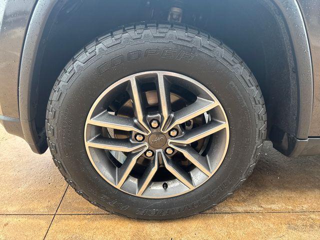 used 2020 Jeep Grand Cherokee car, priced at $22,995