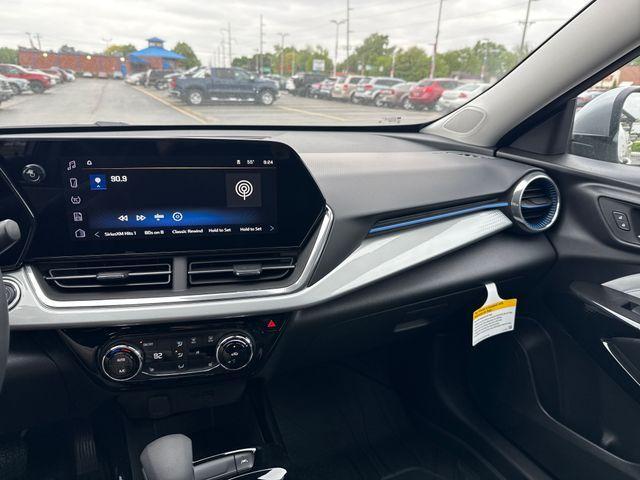 new 2025 Chevrolet Trax car, priced at $25,185