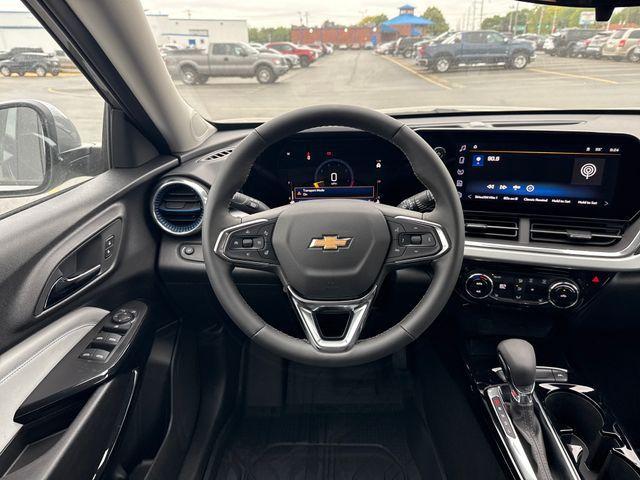 new 2025 Chevrolet Trax car, priced at $25,185