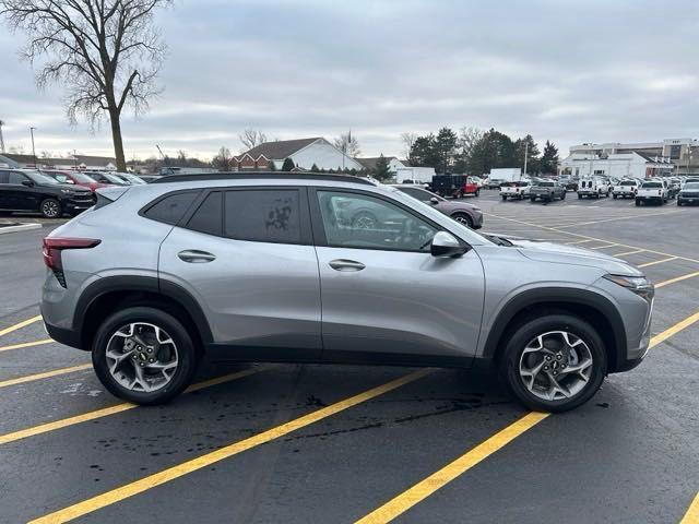 new 2025 Chevrolet Trax car, priced at $24,535