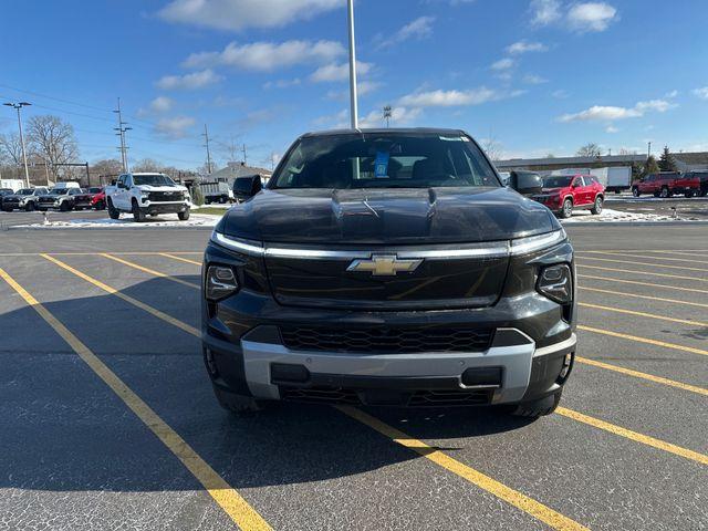 new 2025 Chevrolet Silverado EV car, priced at $75,195