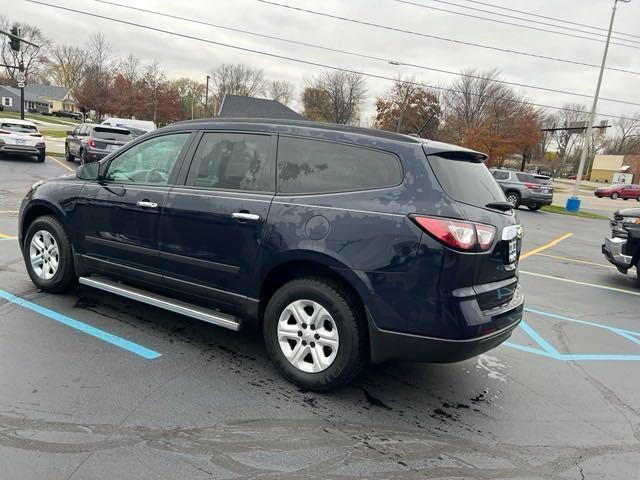 used 2015 Chevrolet Traverse car, priced at $9,475