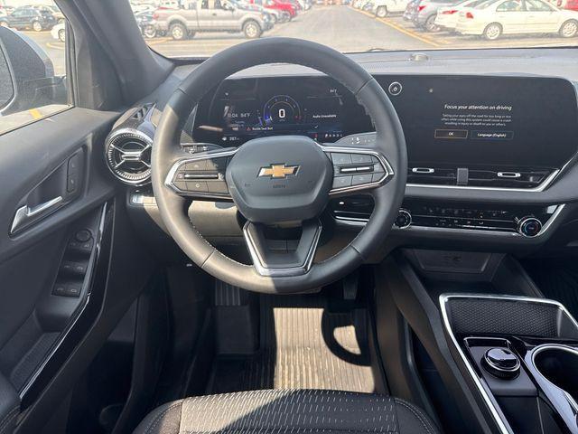 new 2026 Chevrolet Equinox car, priced at $30,290