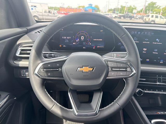 new 2025 Chevrolet Traverse car, priced at $43,015