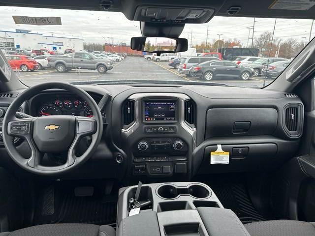 new 2025 Chevrolet Silverado 1500 car, priced at $51,460