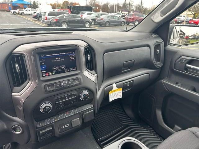 new 2025 Chevrolet Silverado 1500 car, priced at $51,460